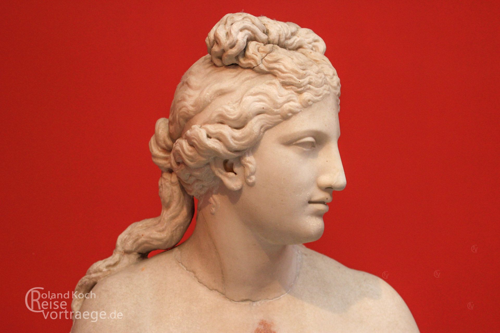 Griechenland - Athen - Archäologisches Nationalmuseum - Statue der Aphrodite von Syrakus